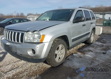 2005 Jeep Grand Cherokee Laredo z USA, uszkodzony, nr VIN 1J4GR48KX5C567771